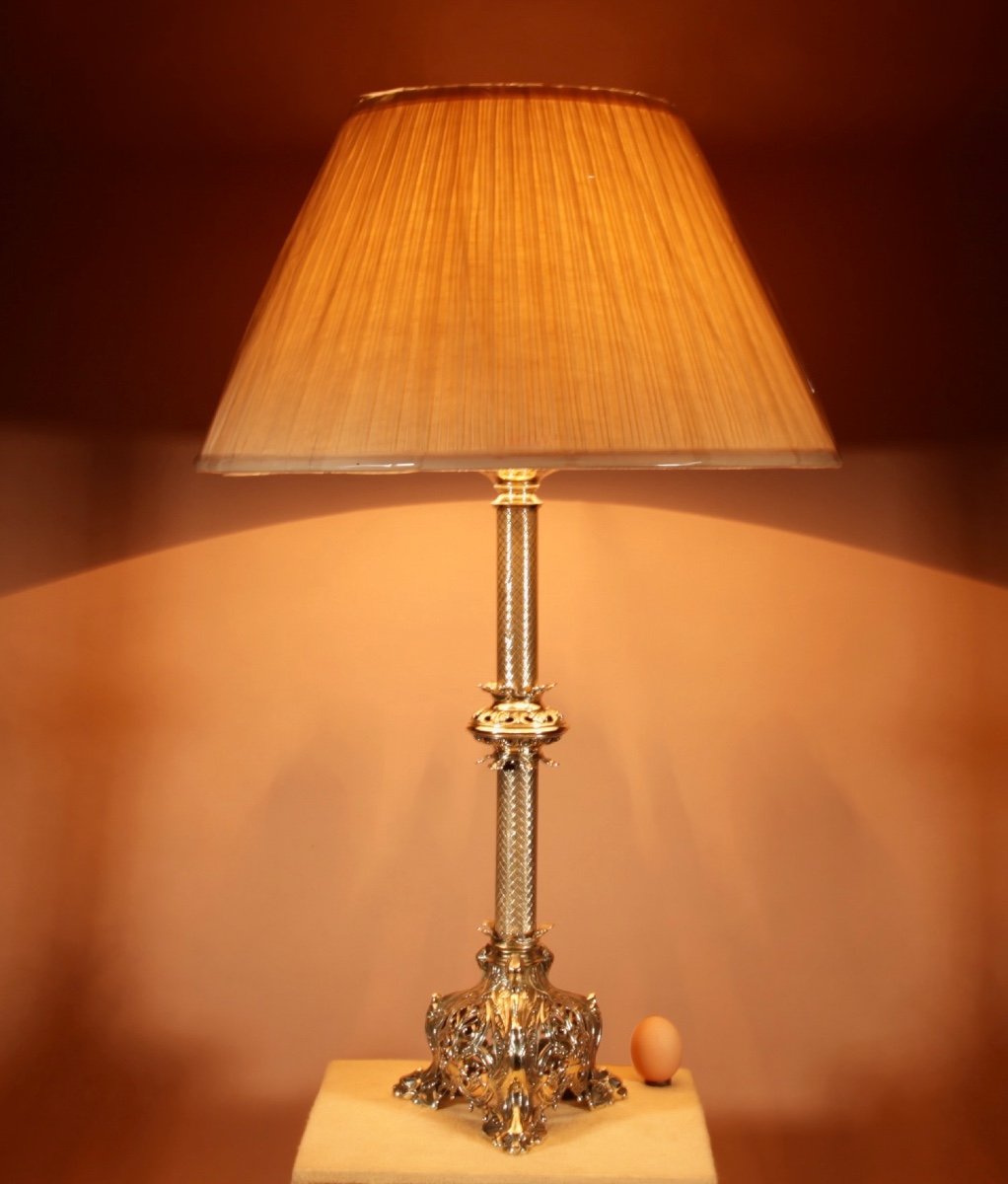 Impressive Table Lamp In Fine Cast Brass, In Gothic Style-photo-1