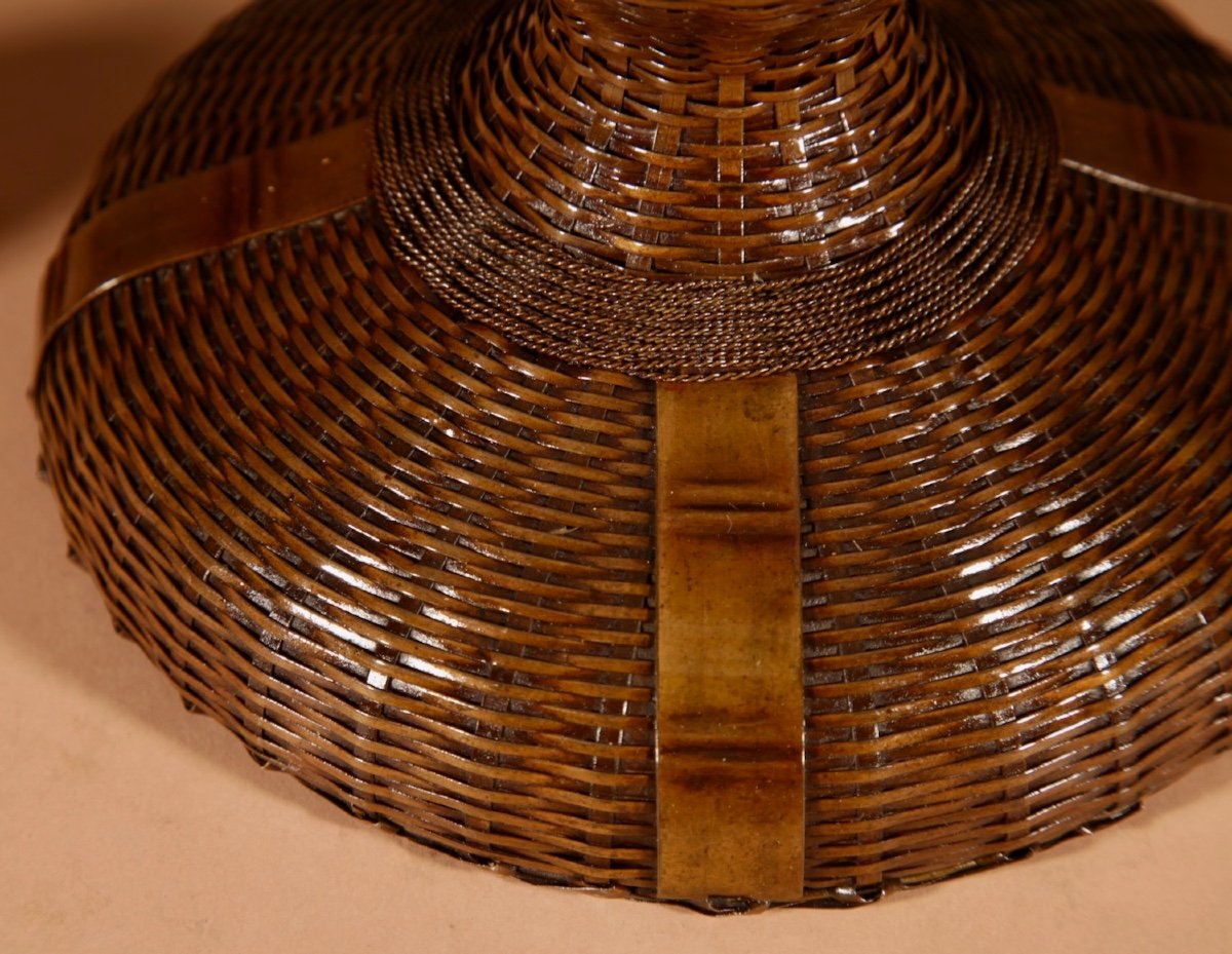Art Nouveau/art Deco Rare Original Patinated Brass  Hand-woven Flat Brass Strap Work Table Lamp.-photo-5