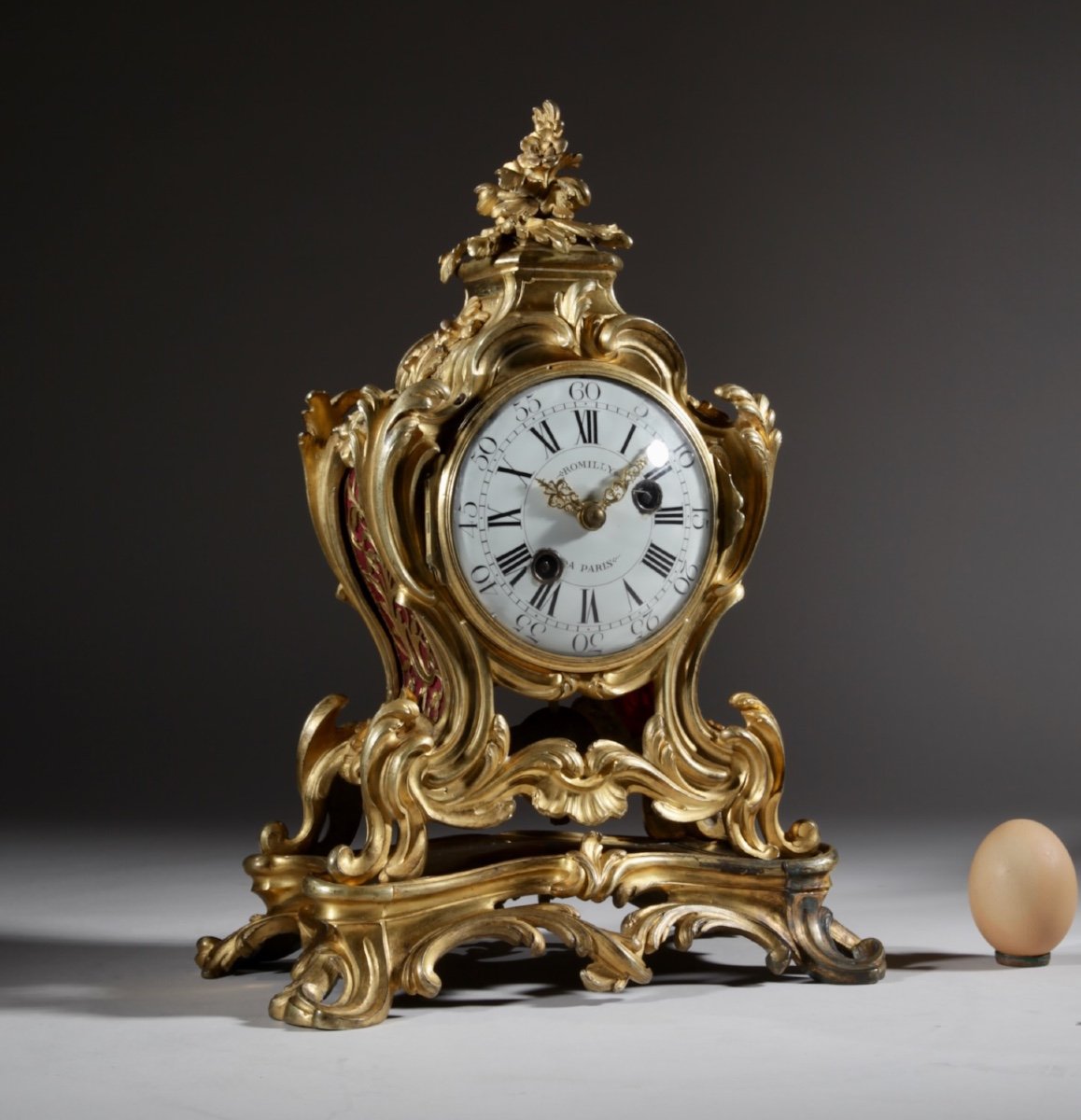 Intéressante Petite Pendule / Pendule De Cheminée Louis Quinze Française Très Elégante, 1750