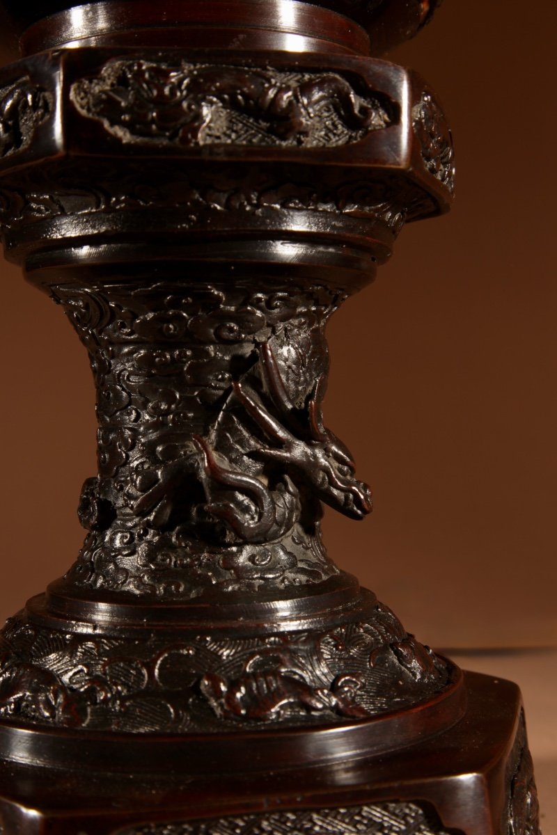 A Rare And Very Decorative Japanese Bronze Lantern Table Lamp-photo-8