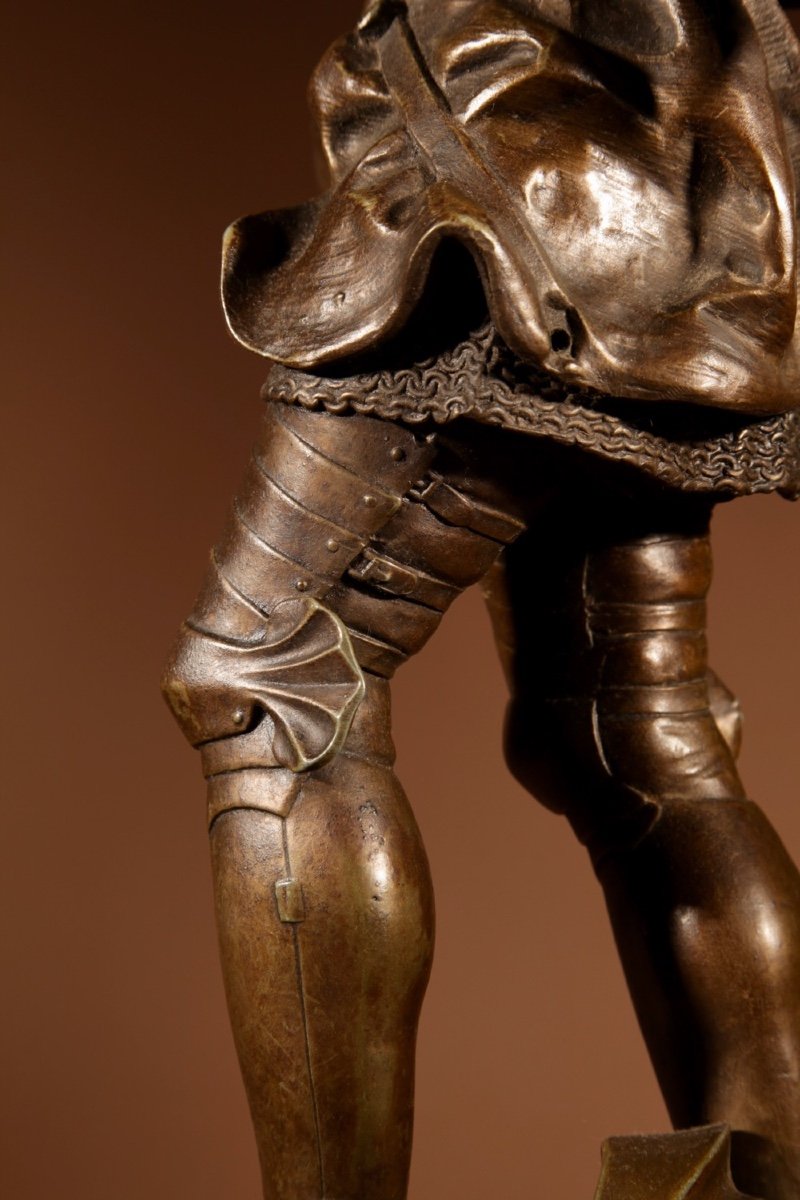 A Large Pair Of Knights In Full Armour Still With The Original Bases, Continental Circa 1890.-photo-1