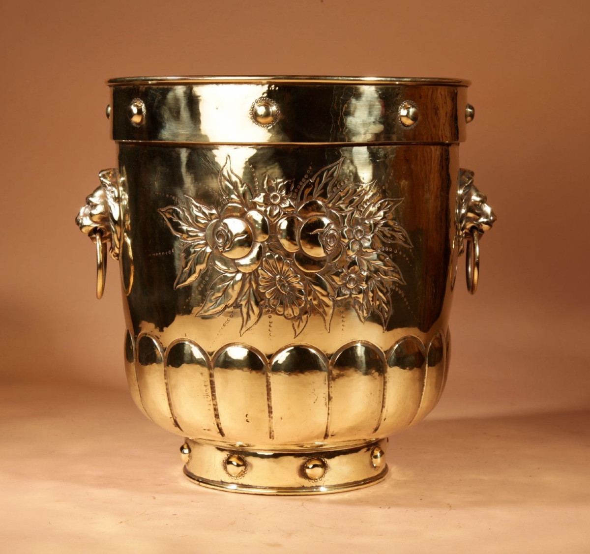 Dinanderie Brass Large Jardinière / Log / Peat Bin.-photo-3