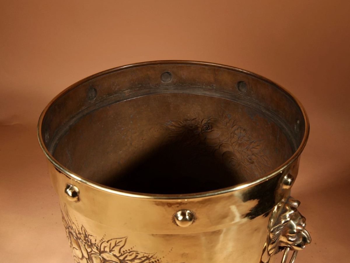 Dinanderie Brass Large Jardinière / Log / Peat Bin.-photo-5