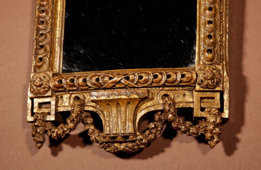  Intérêt Papal : Un Beau Miroir Orné Des Armoiries Papales Et Des Deux Clés, Dernier Quart Du X-photo-1