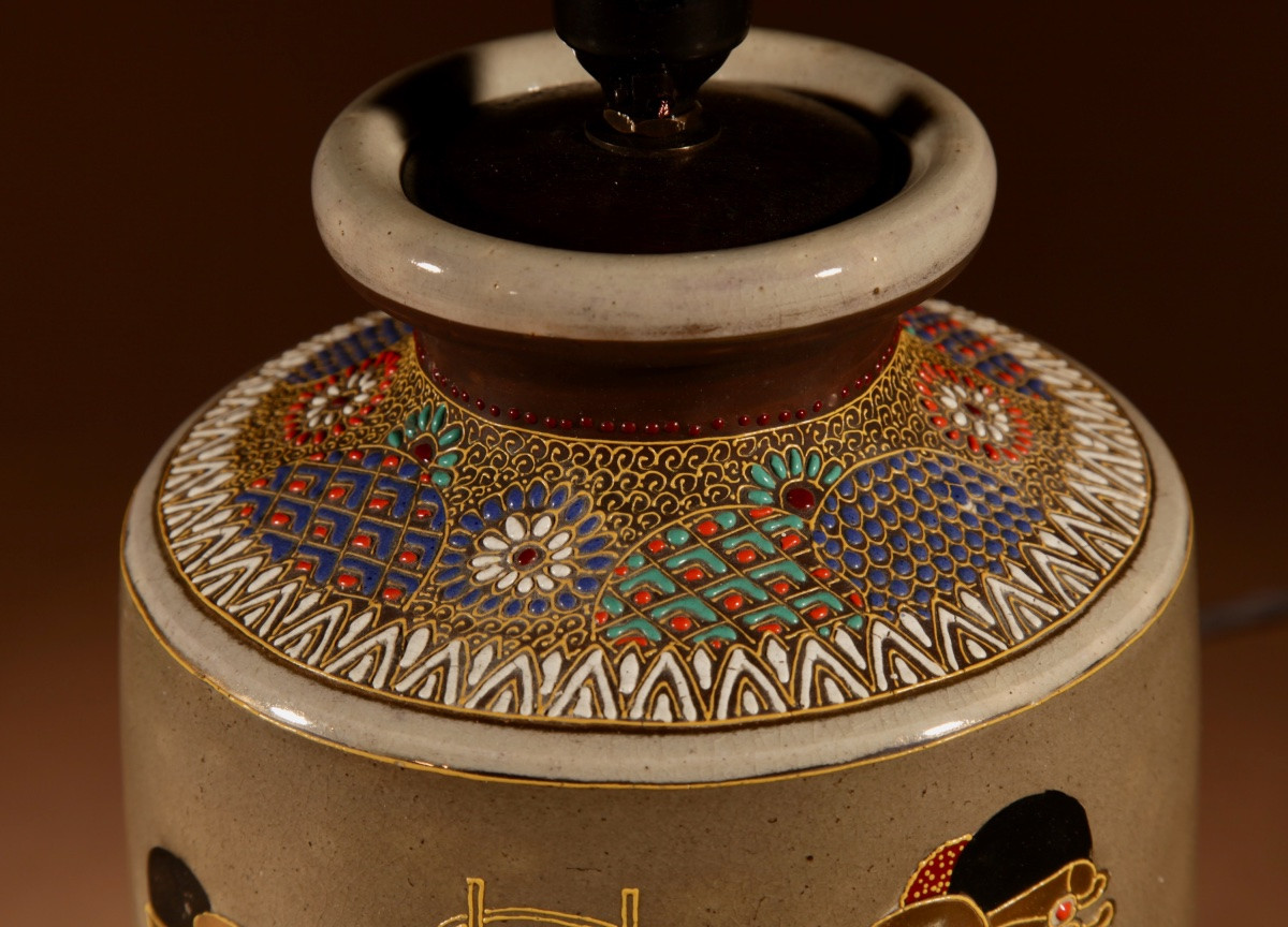 Very Decorative Japanese Satsuma Table Lamp.-photo-4