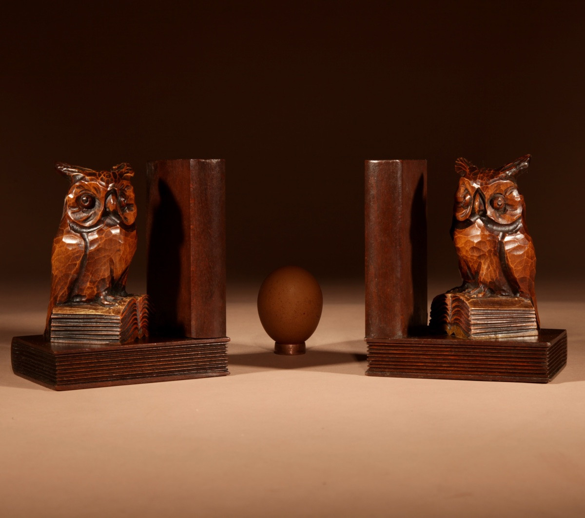 Black Forest Amusing Pair Of Owl Carved Bookends Circa 1900-20.-photo-3