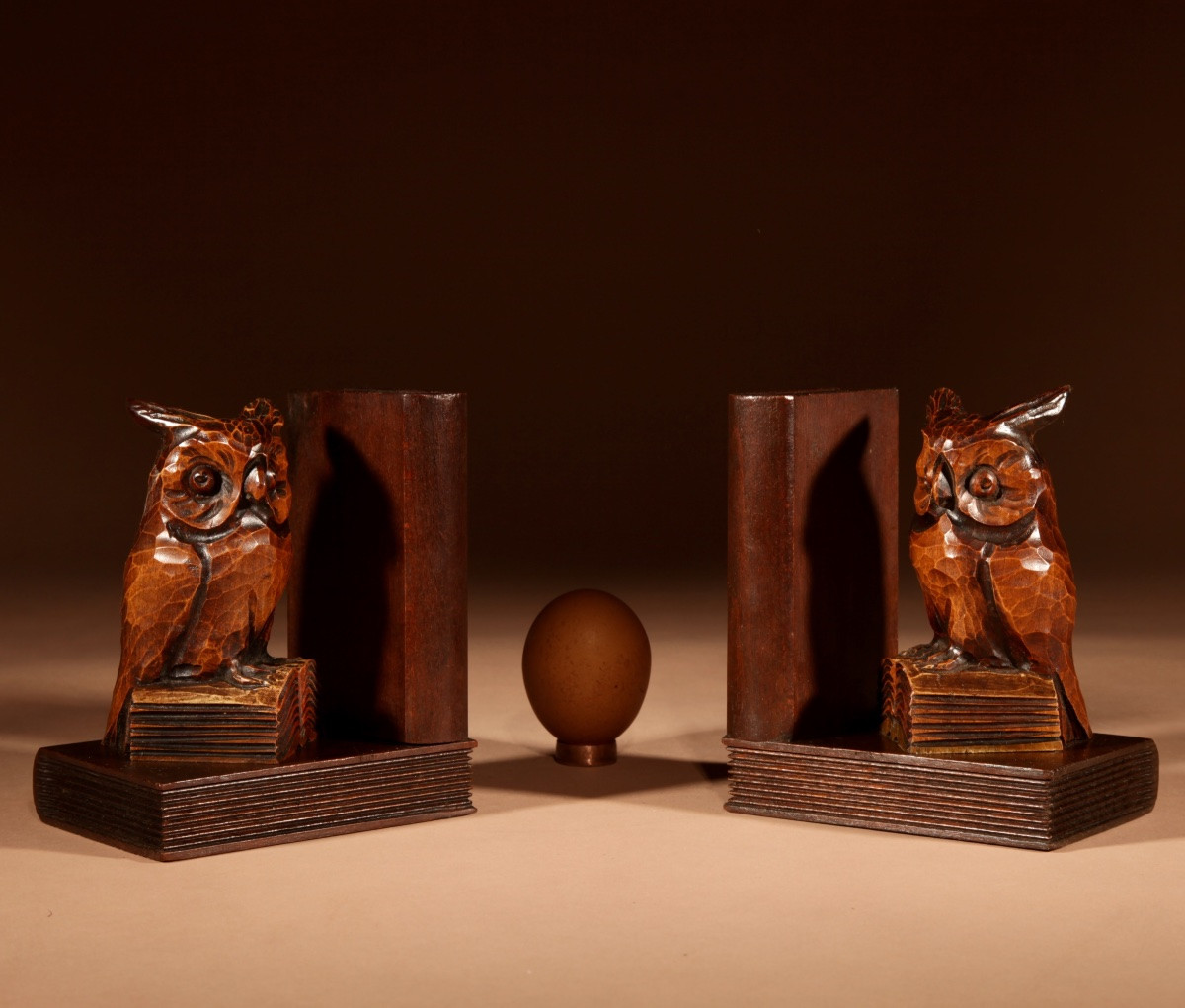 Black Forest Amusing Pair Of Owl Carved Bookends Circa 1900-20.-photo-4