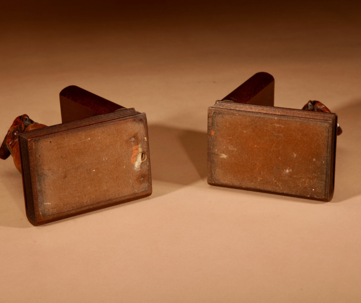 Black Forest Amusing Pair Of Owl Carved Bookends Circa 1900-20.-photo-1