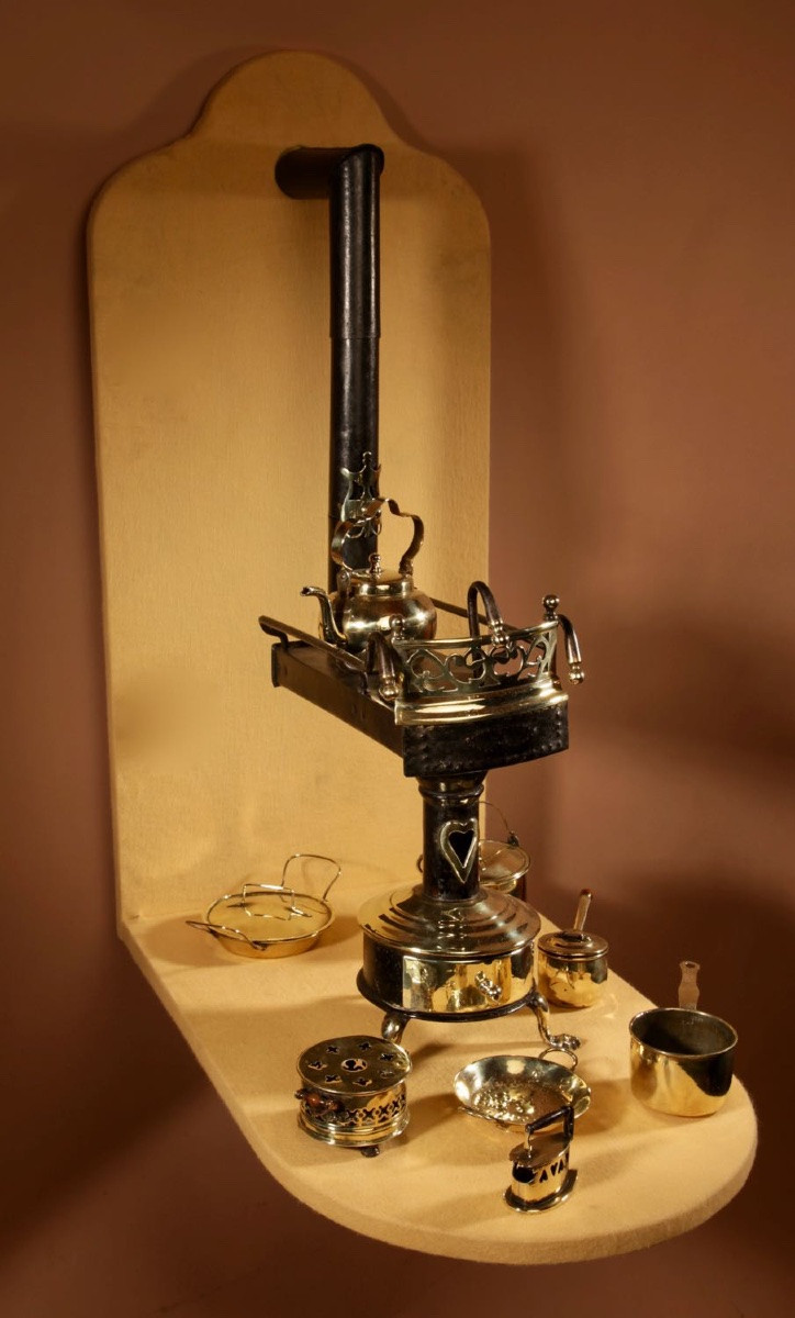  Unusual Model Of A Flat Tub Stove Continental Circa 1880/1900-photo-3