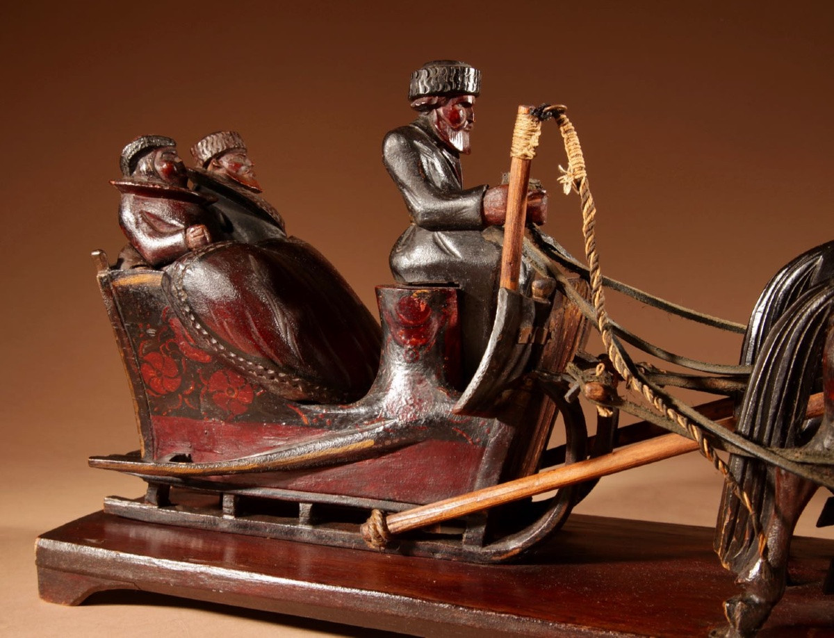 Sculpture de Bogorodskoe, Troïka très finement sculptée d'art populaire russe.-photo-5