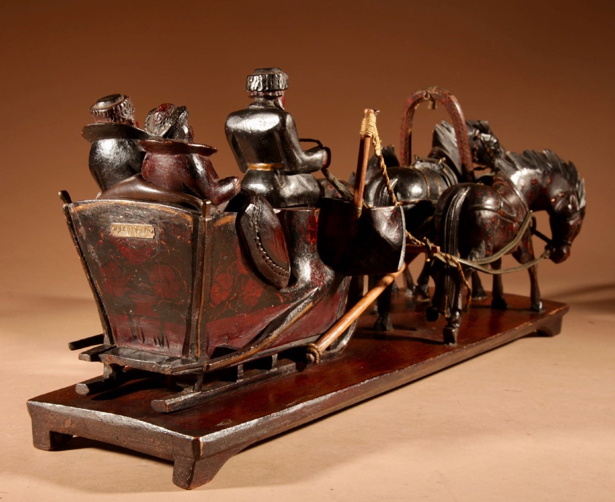 Sculpture de Bogorodskoe, Troïka très finement sculptée d'art populaire russe.-photo-8