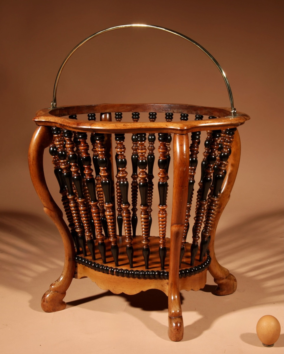 A Victorian Period Magnificent Rare Oval Walnut Peat Bucket / Tea Stove Circa 1850-photo-6