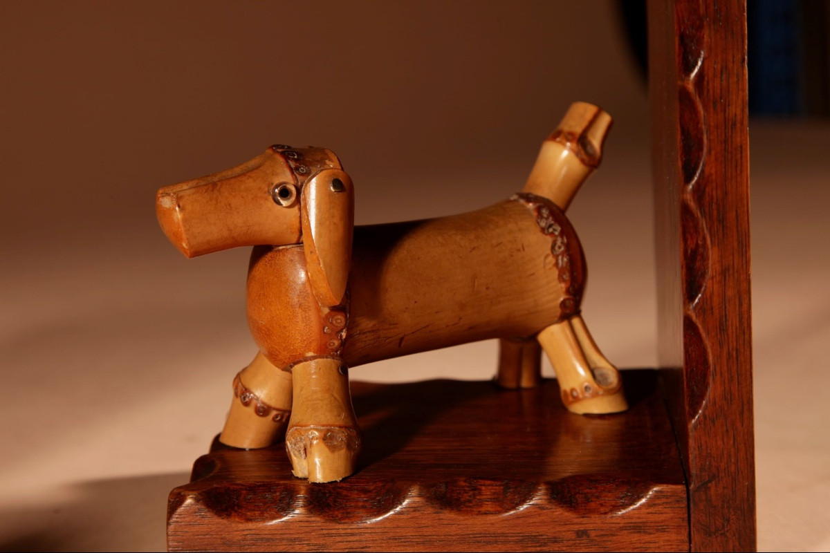 An Unusual Amusing Pair Of Art Deco Bamboo Dogs Bookends, Circa 1920-40-photo-3