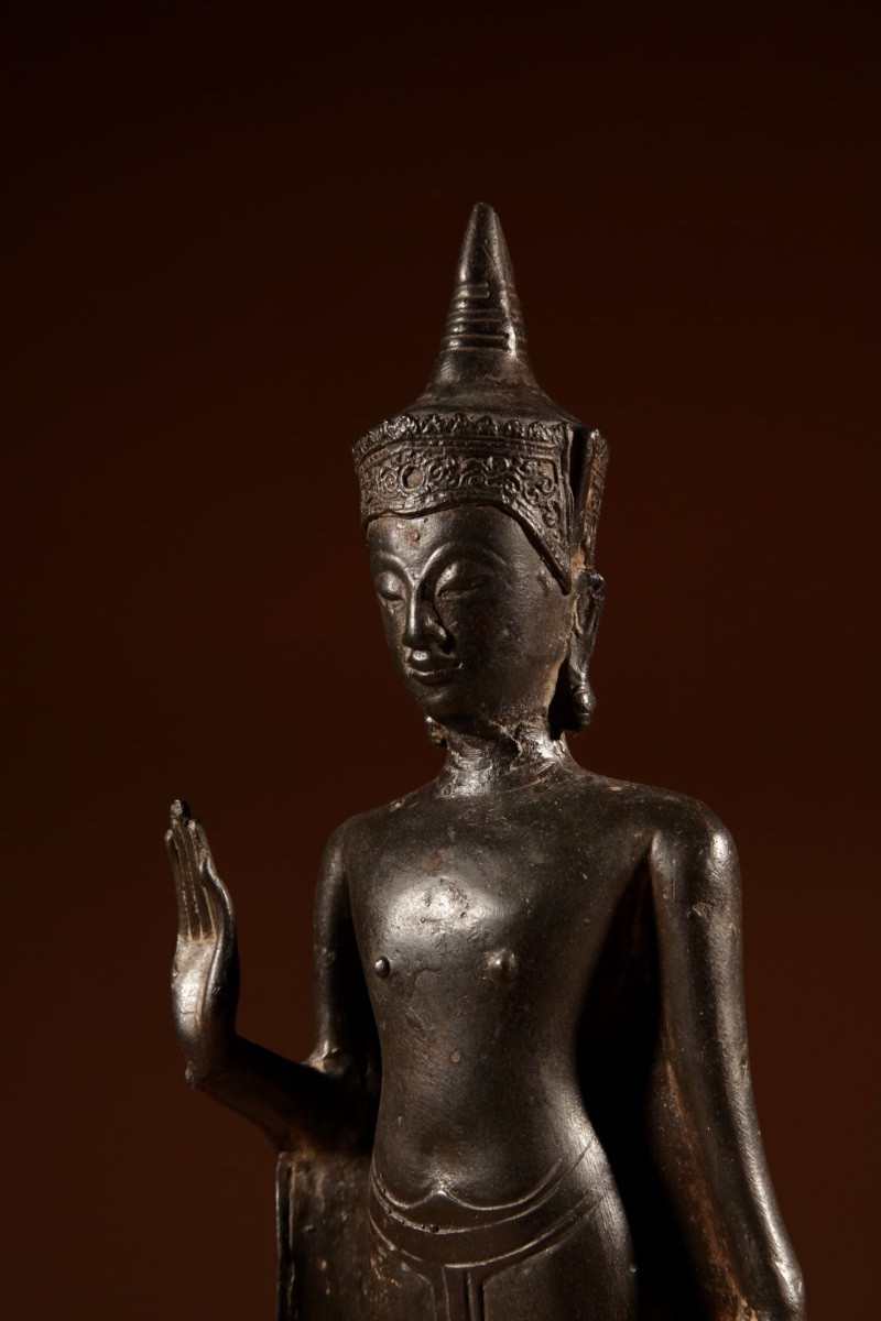 A Fine Early Bronze Crowned Buddha Figure With Original Old Patination, Ayutthaya Period (1350--photo-3