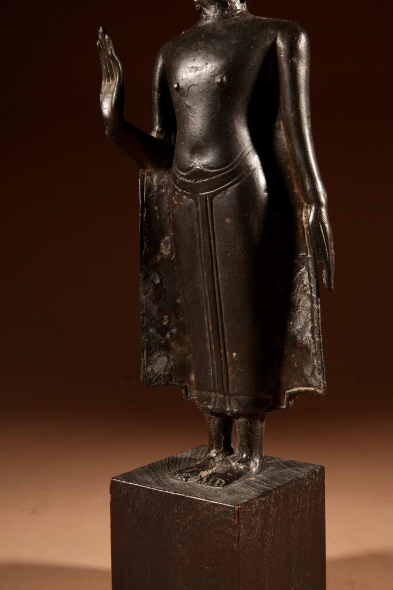 A Fine Early Bronze Crowned Buddha Figure With Original Old Patination, Ayutthaya Period (1350--photo-4