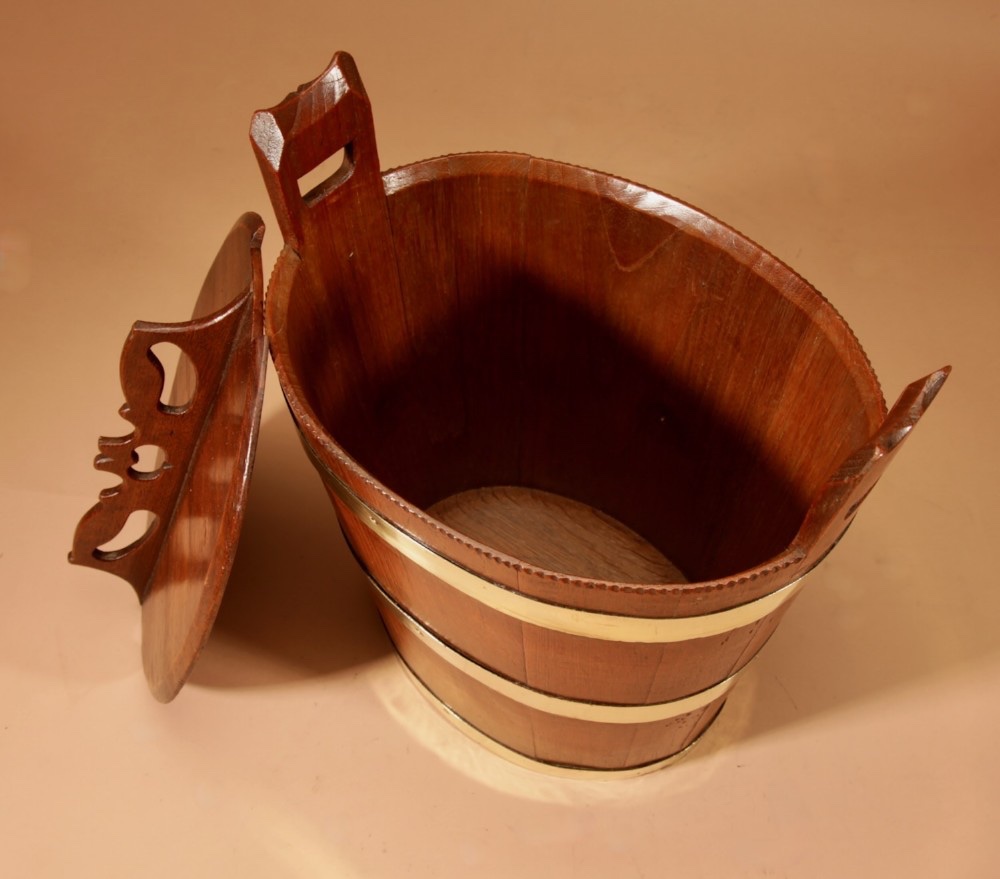 Interesting Dutch Coopered Hardwood Brass Bound Butter Barrel 19th Century.-photo-4