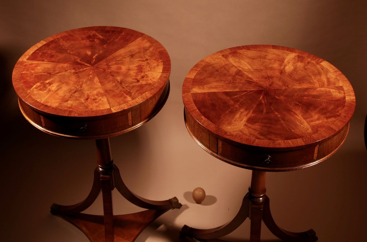 Paire de guéridons/tables d'appoint en acajou blond, style édouardien (1901-1910). -photo-4