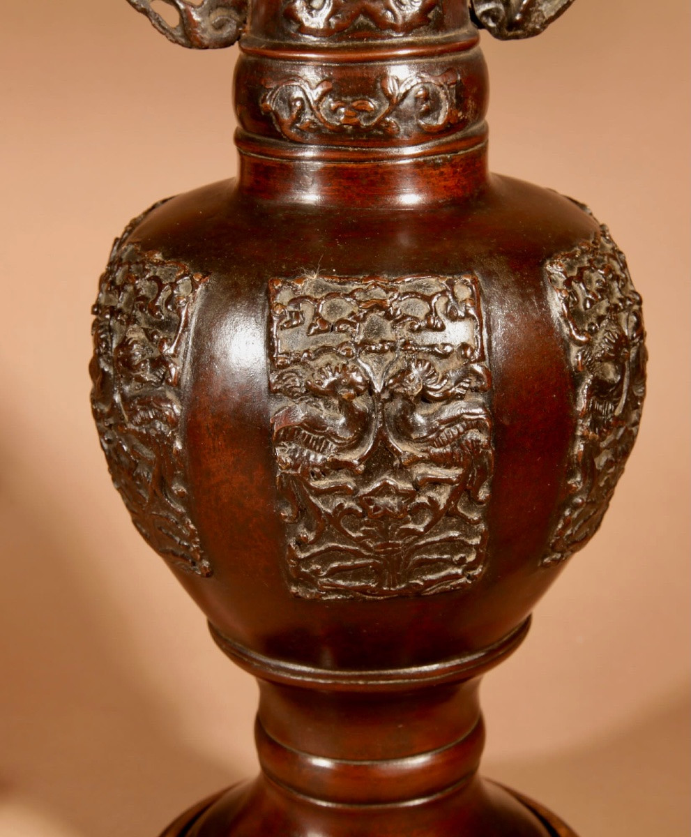 Paire de grandes lampes de table japonaises en bronze, très fines, époque Meiji (1868-1912).-photo-2