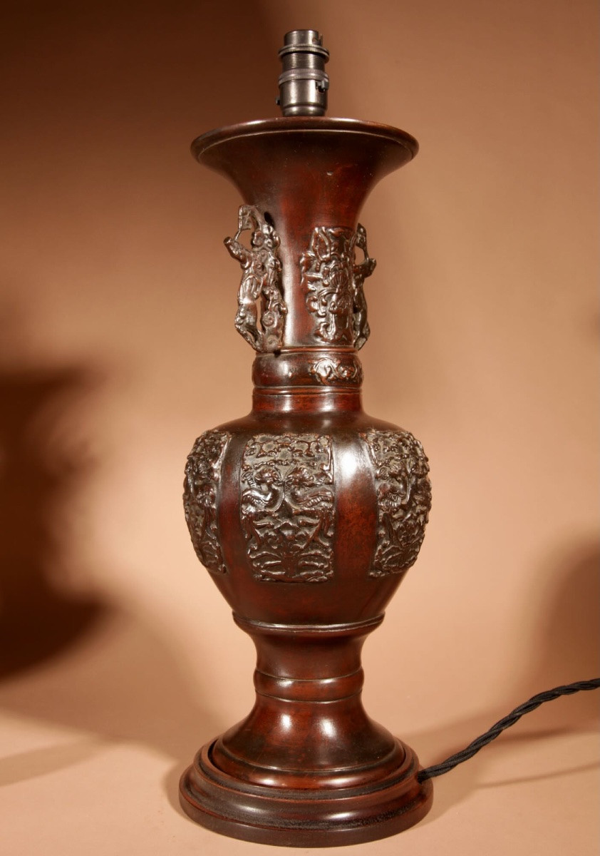Paire de grandes lampes de table japonaises en bronze, très fines, époque Meiji (1868-1912).-photo-6