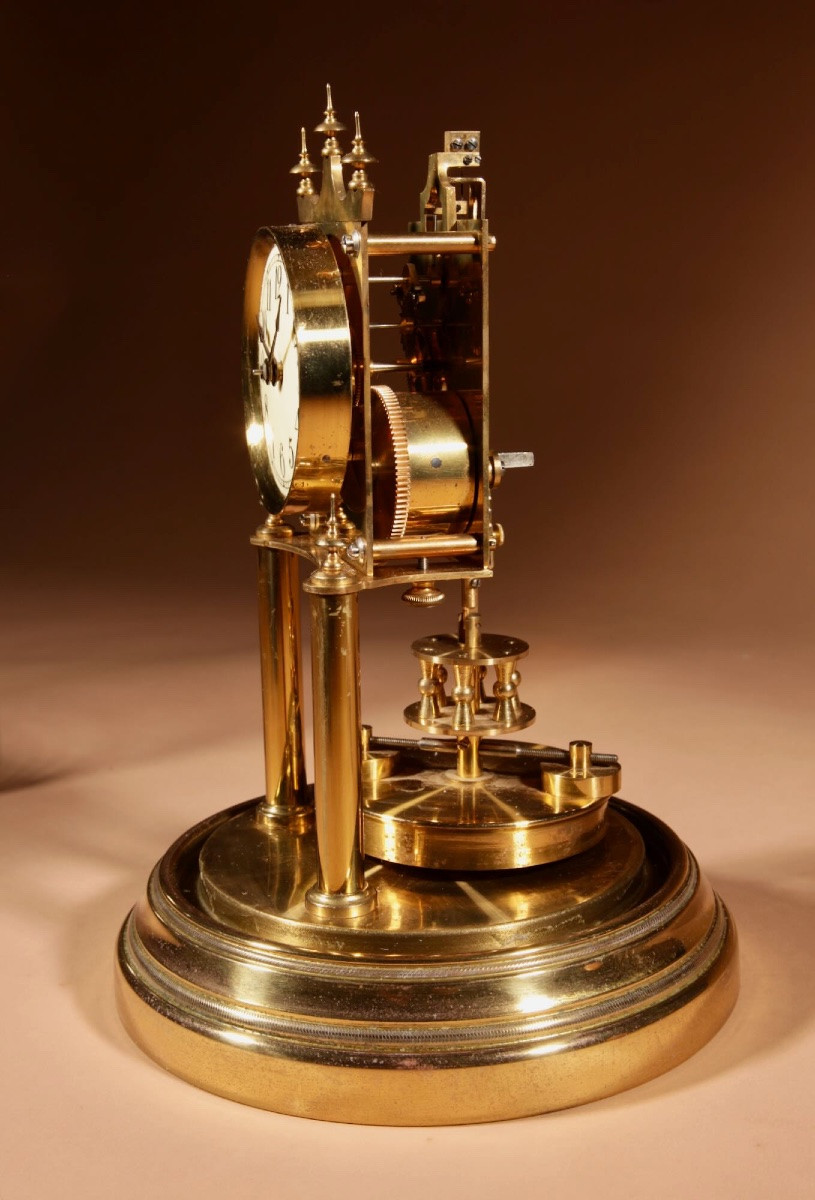 Pendule à torsion signée BHA, datant de l'année 1900. -photo-3