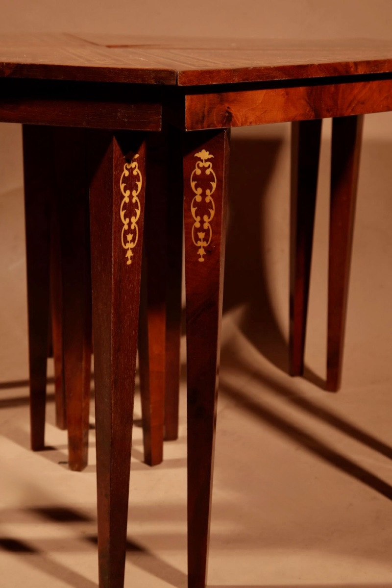 Ensemble de six tables basses hexagonales italiennes Sorrento en noyer,  datant des années 1950-photo-6