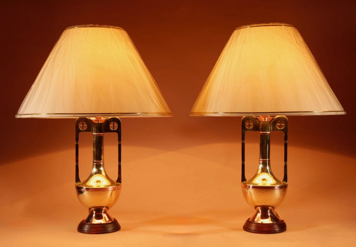 1900-20 Gustave Serrurier Bovy Style, Copper And Brass Stylish Pair Of Table Lamps