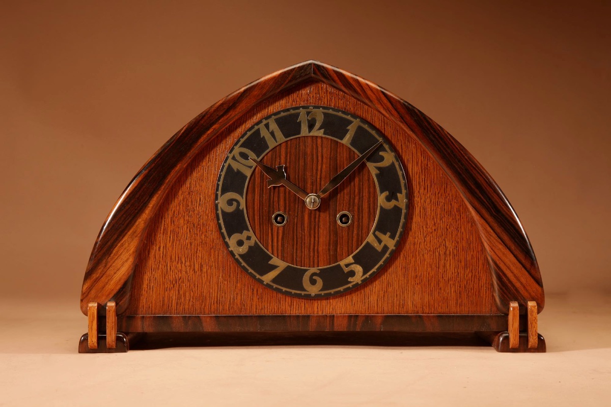 Pendule de cheminée Art nouveau/Art déco, école d'Amsterdam, design très élégant, en chêne-photo-4