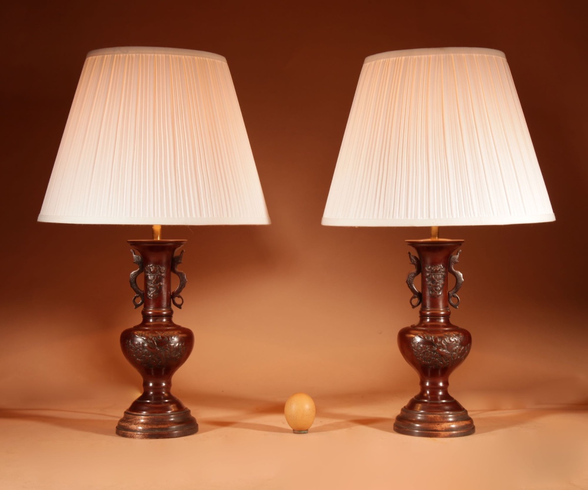 Elegant Pair Of Fine Japanese Bronze Table Lamps, Meiji (1868-1912)-photo-2