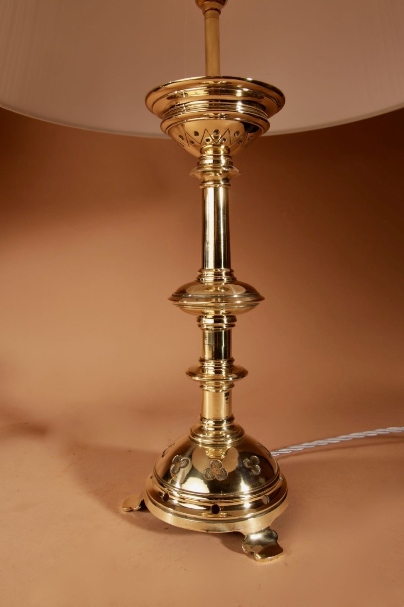 Pair Of Cast Brass Table Lamps In The Medieval Style, Circa 1900 -photo-4