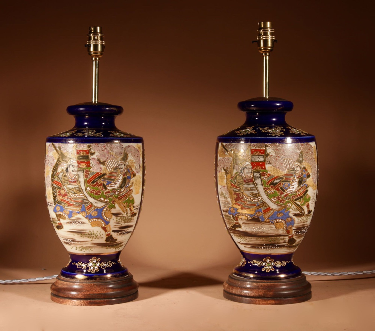  Large Very Decorative Pair Of Japanese Satsuma Table Lamps.-photo-3