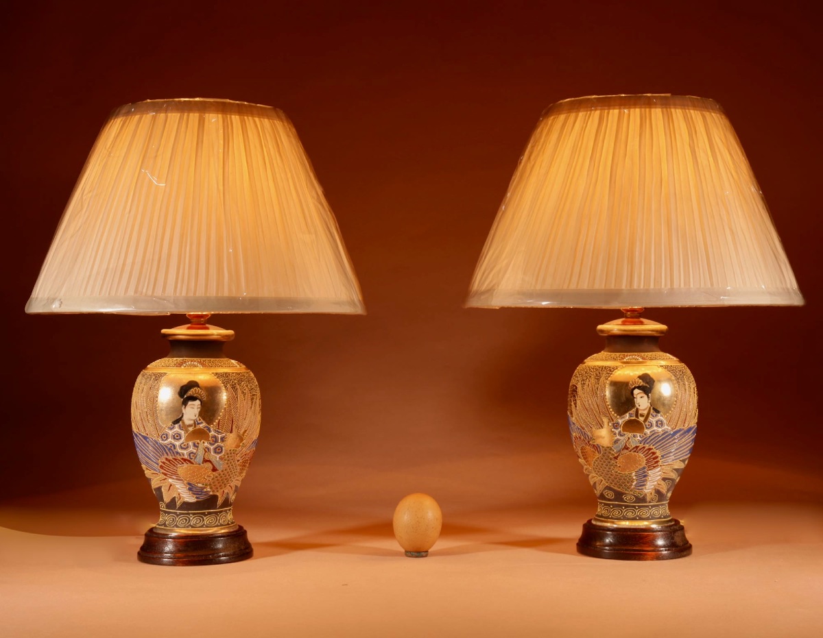 A Pair Of Elegant Small Real Pair Of Japanese Satsuma Table Lamps.-photo-2