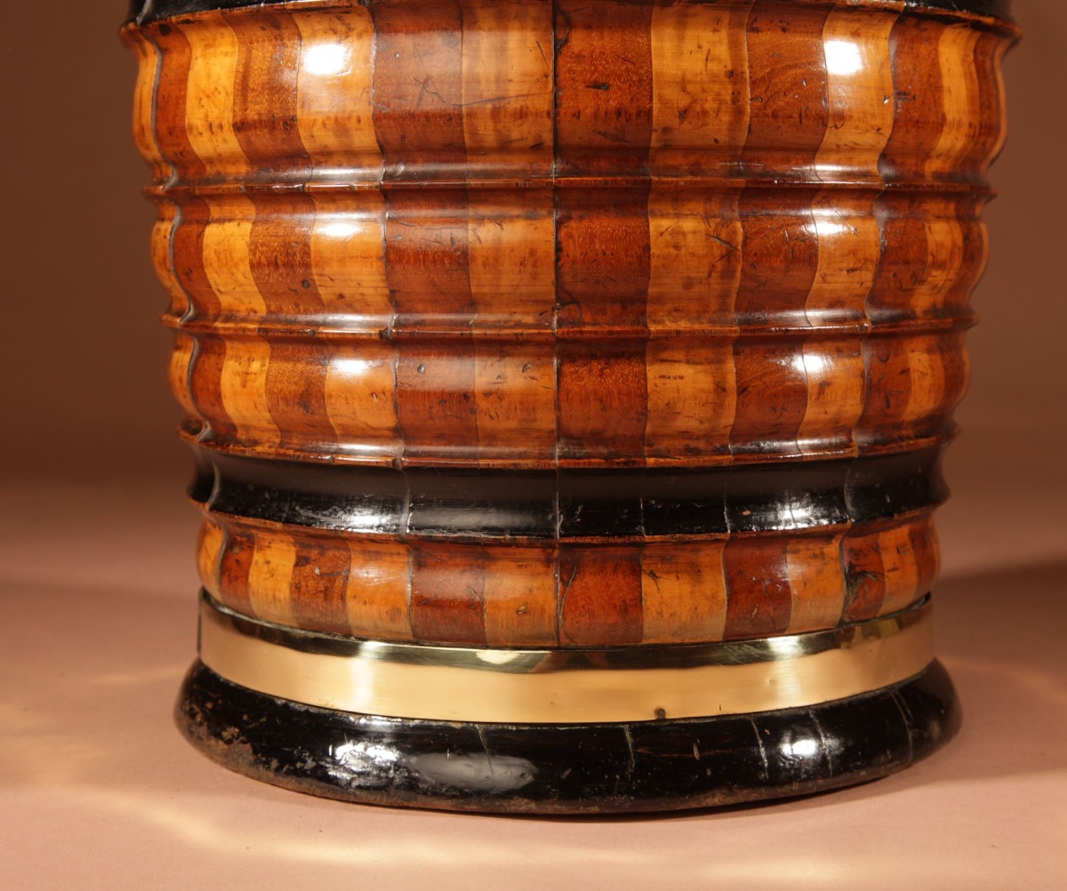 A Very Decorative Original Coopered Peat Tea Bucket Jardinière Tea Stove.-photo-4