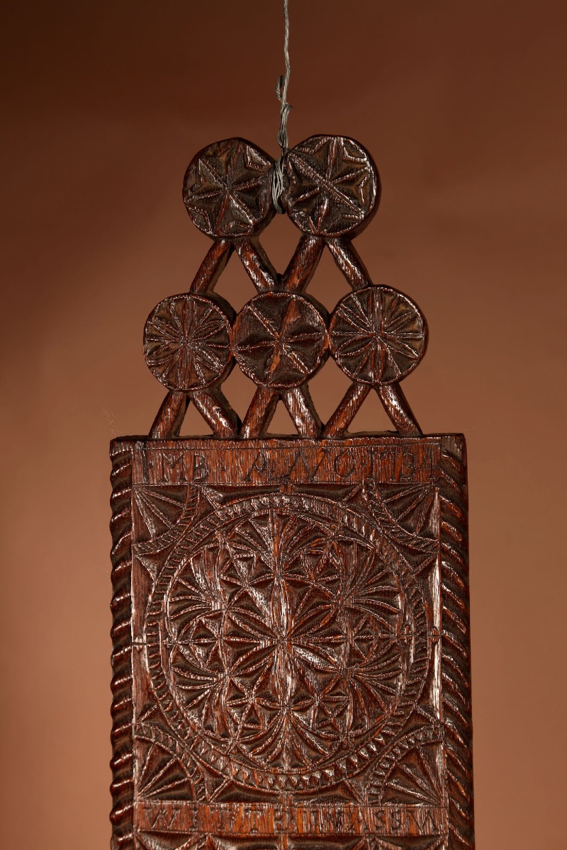 Extremely Fine Larger Then Normal Oak Chip Carved Dutch Frisian Mangle Board With Text, Initial-photo-3