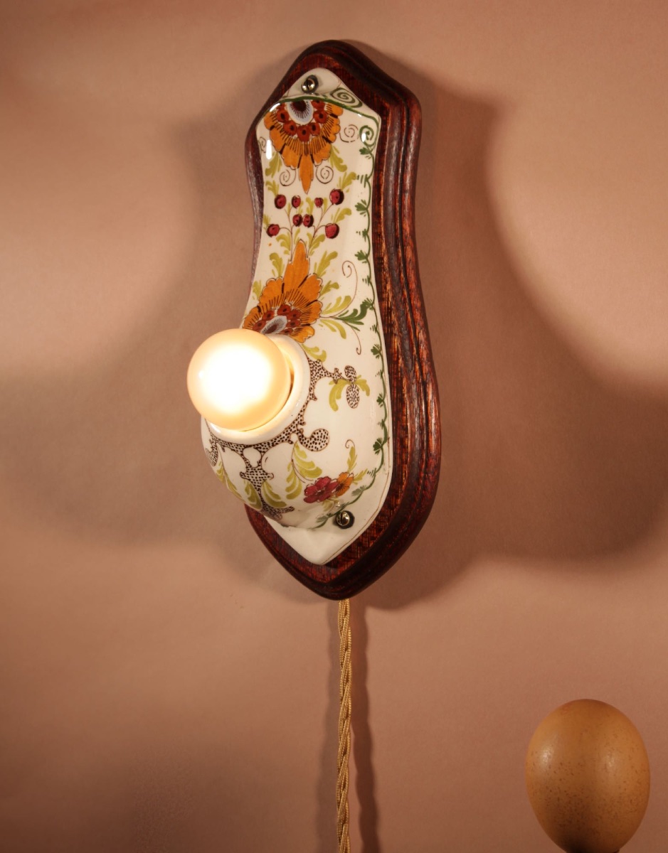 A Dutch Delft  Art Nouveau / Art Deco “plateel” (ceramic) Coloured Night Light Delft/gouda-photo-2