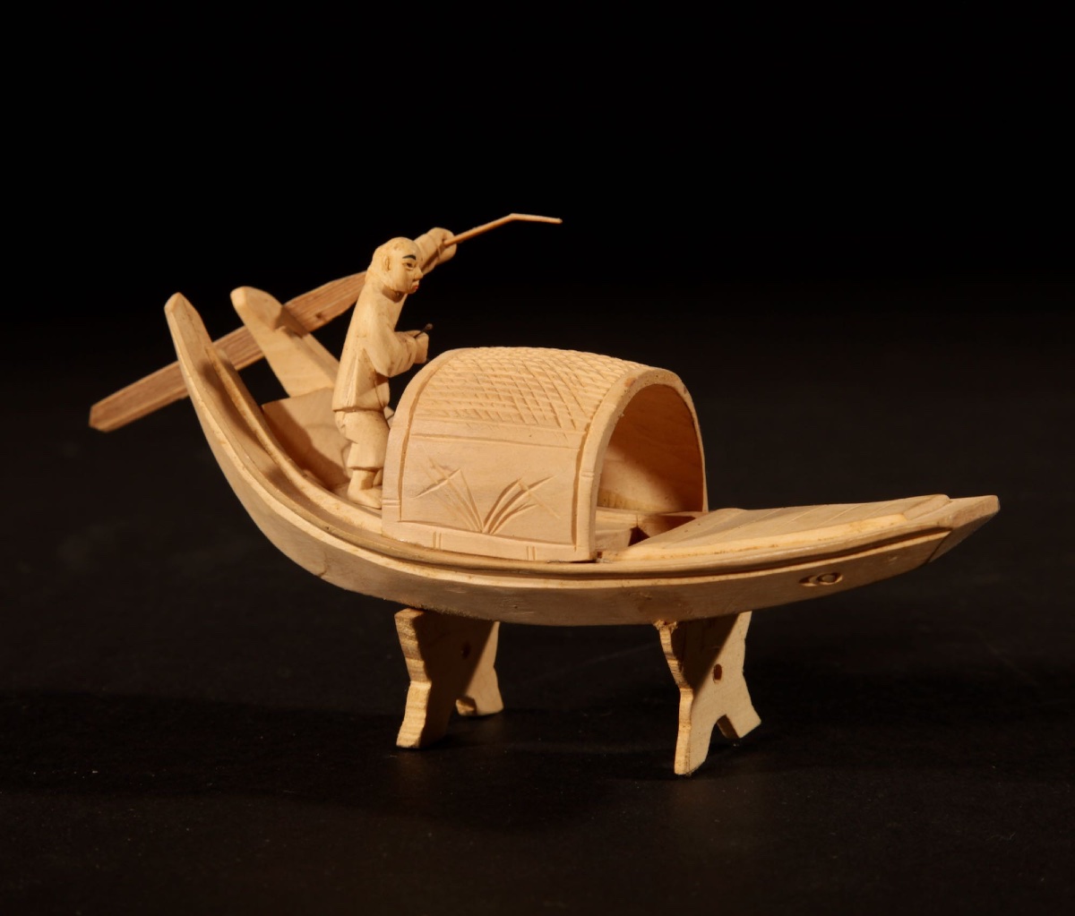 Intéressante collection de 9 sculptures sur bois chinoises illustrant la vie quotidienne en Chi-photo-1