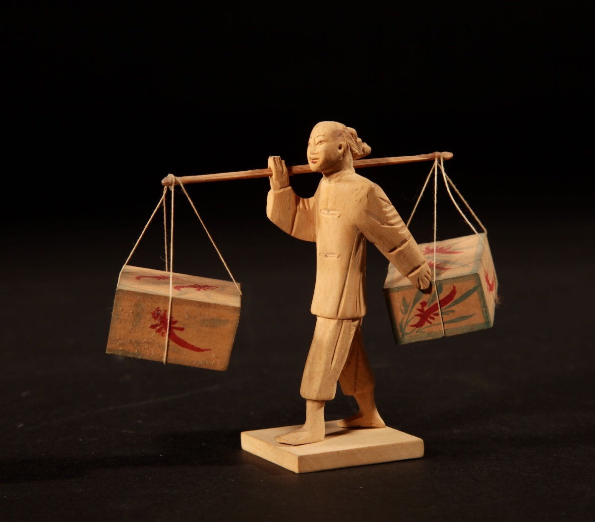 Intéressante collection de 9 sculptures sur bois chinoises illustrant la vie quotidienne en Chi-photo-2