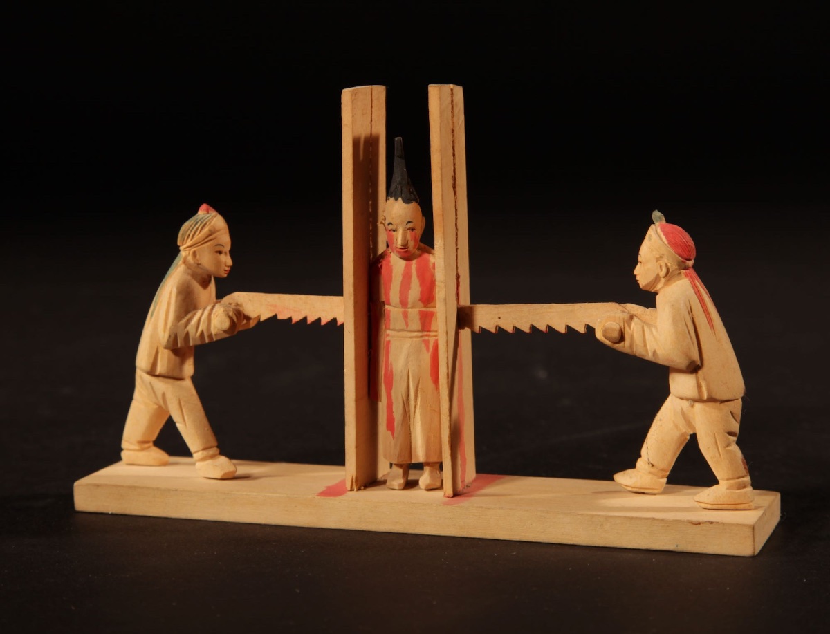 Intéressante collection de 9 sculptures sur bois chinoises illustrant la vie quotidienne en Chi-photo-4