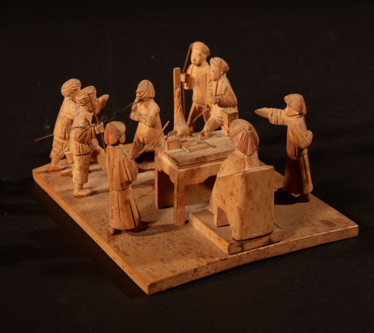  Intéressante collection de 7 sculptures sur bois chinoises illustrant la vie quotidienne en Ch-photo-4
