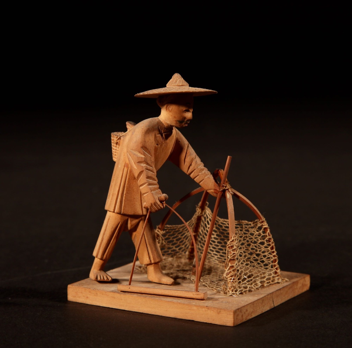  Intéressante collection de 7 sculptures sur bois chinoises illustrant la vie quotidienne en Ch-photo-5