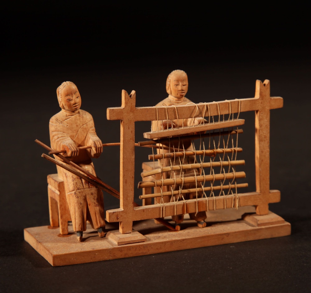  Intéressante collection de 7 sculptures sur bois chinoises illustrant la vie quotidienne en Ch-photo-6