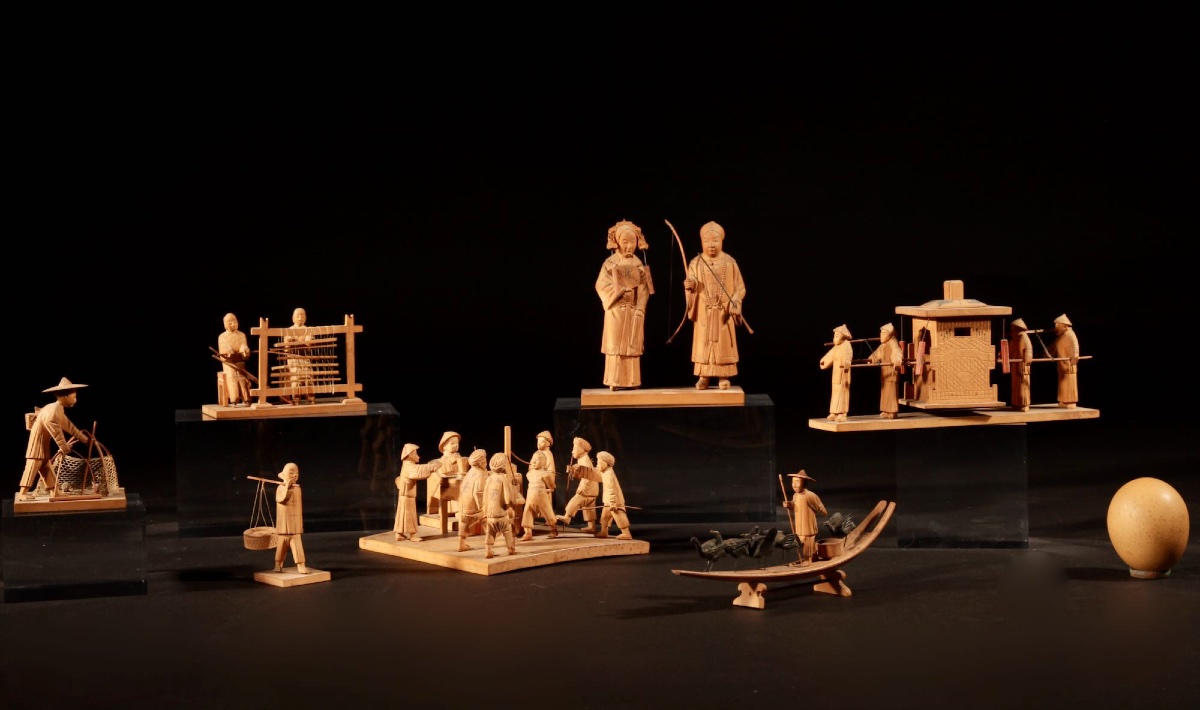  Intéressante collection de 7 sculptures sur bois chinoises illustrant la vie quotidienne en Ch-photo-8