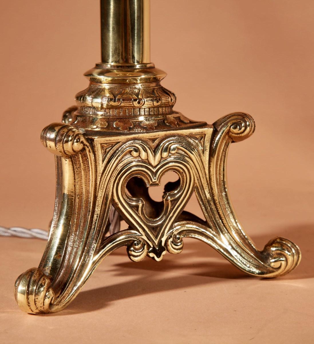 A Pair Of Impressive Fine Cast Brass Table Lamps, In The Early Gothic Style.-photo-4