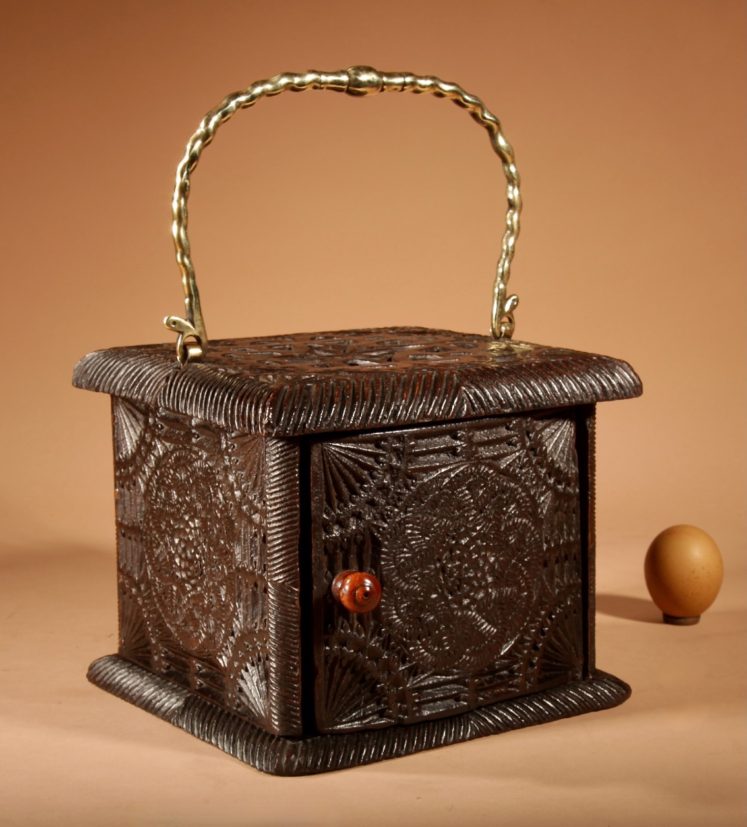 Interesting Finally Oak Chip Carved Foot Stove, Possibly Frisian.-photo-2