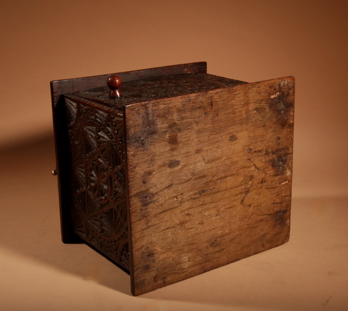  Interesting Finally Oak Chip Carved Foot Stove, Possibly Frisian.-photo-1