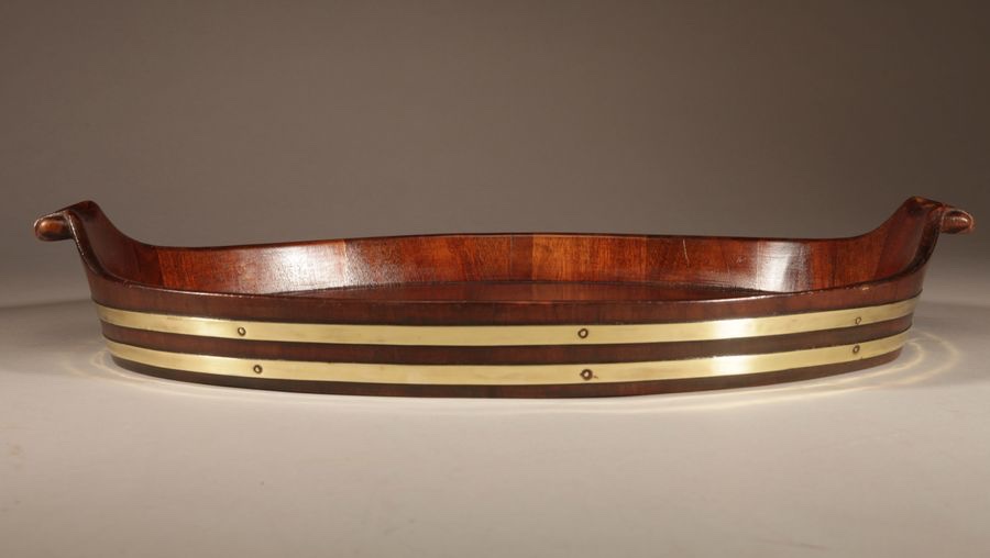 A Very Decorative And Useful Original Oval Mahogany And Brass Coopered Tray.-photo-4