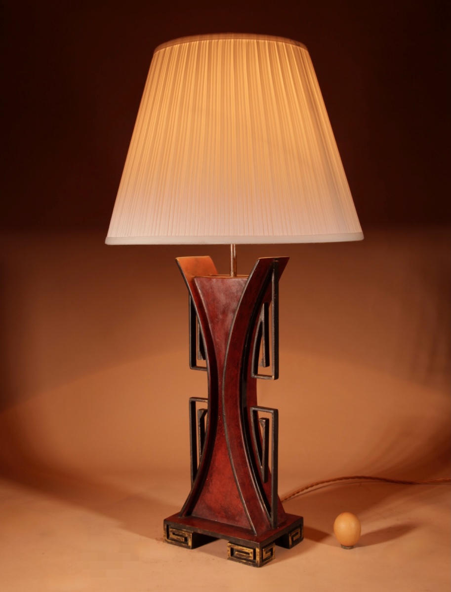 Impressive Very Stylish Japanese/chinese Design Table Lamp.