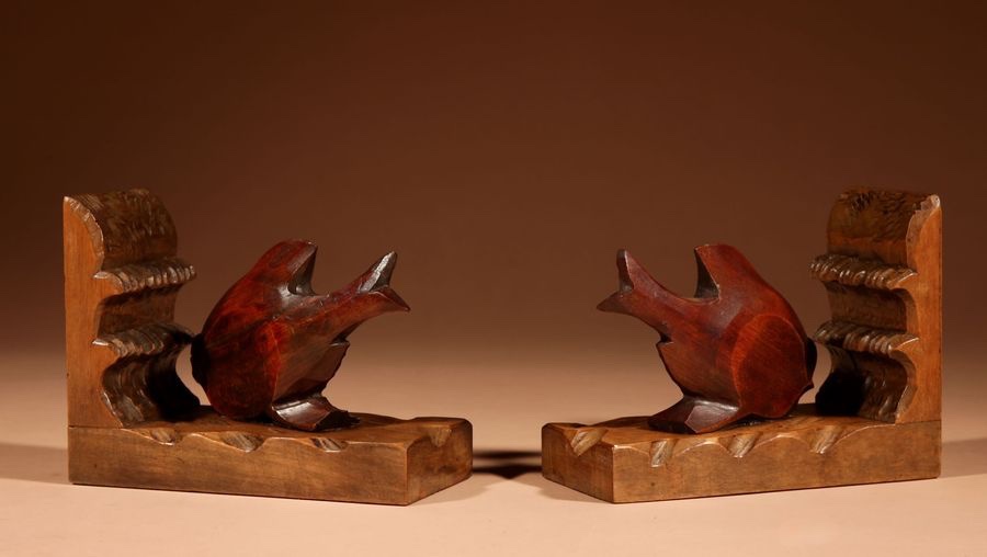Paire de serre-livres amusants en bois sculpté (style Forêt-Noire) -photo-3