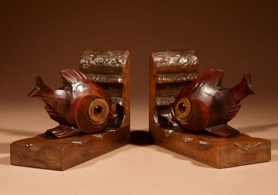 Paire de serre-livres amusants en bois sculpté (style Forêt-Noire) -photo-4