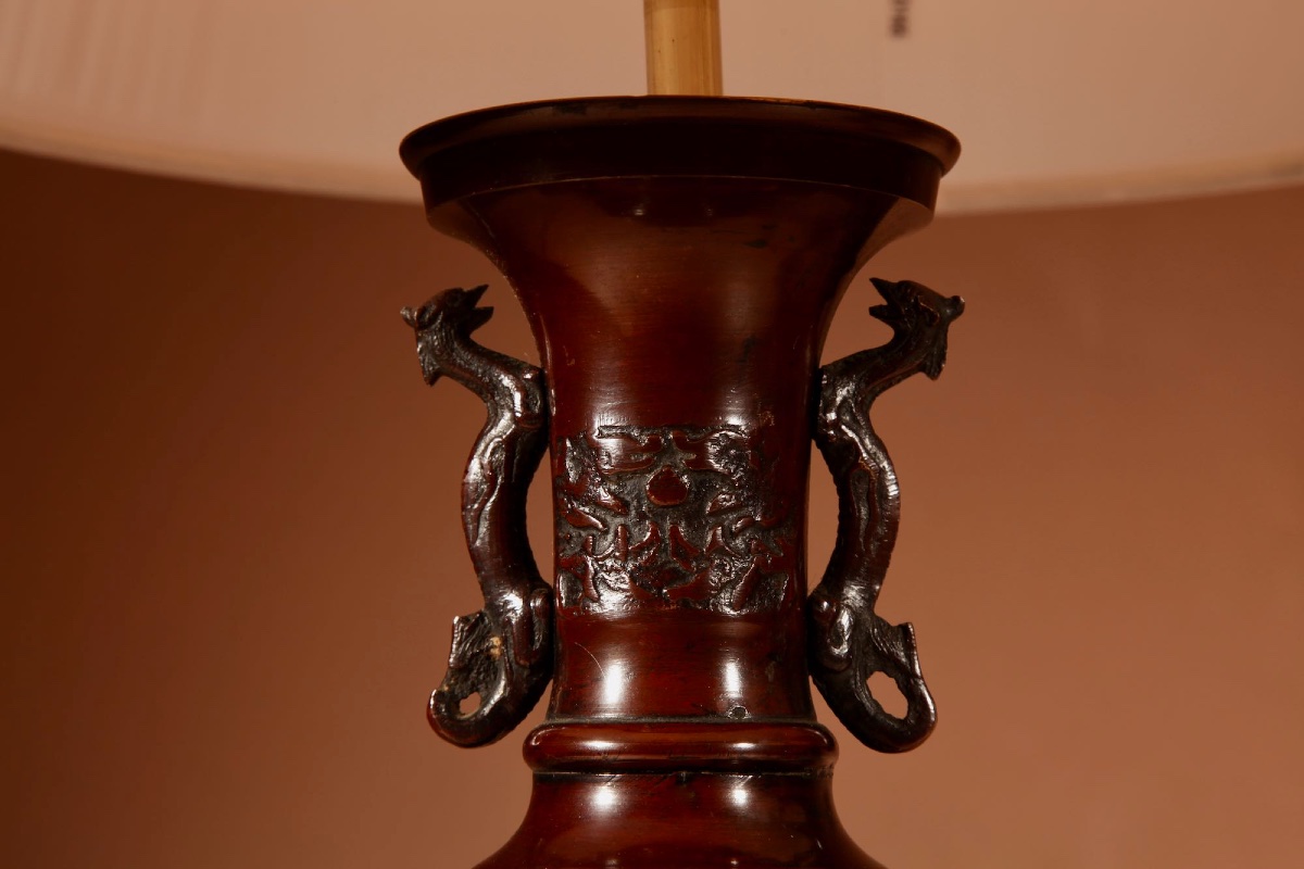 Elegant Pair Of Fine Japanese Bronze Table Lamps, Meiji (1868-1912)-photo-1