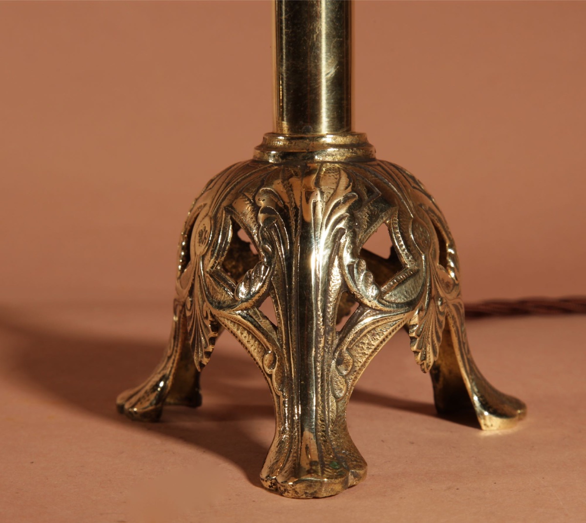 A Pair Of Fine Cast Brass Table Lamps, In The Early Gothic Style.-photo-4